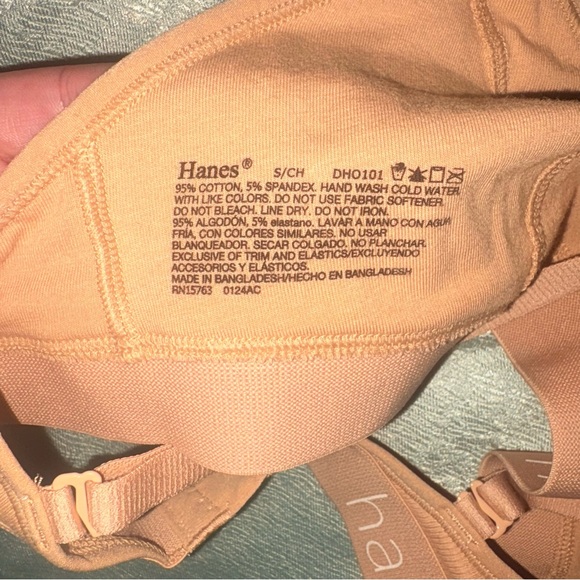 Hanes Tan Ribbed Wireless Comfort Bralette size Small - Perfect Condition - Picture 2 of 3